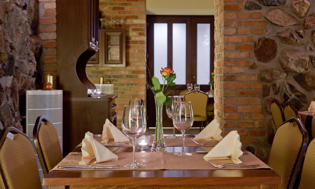 Hotel Masovia Gizycko Bagian luar foto
