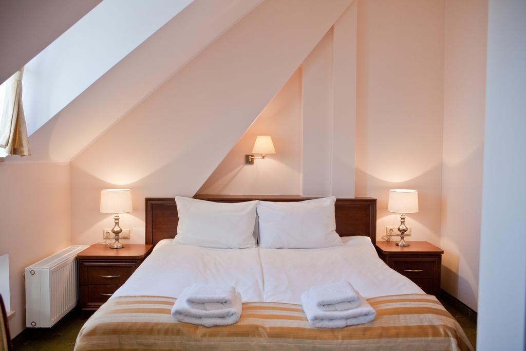 Hotel Masovia Gizycko Bagian luar foto