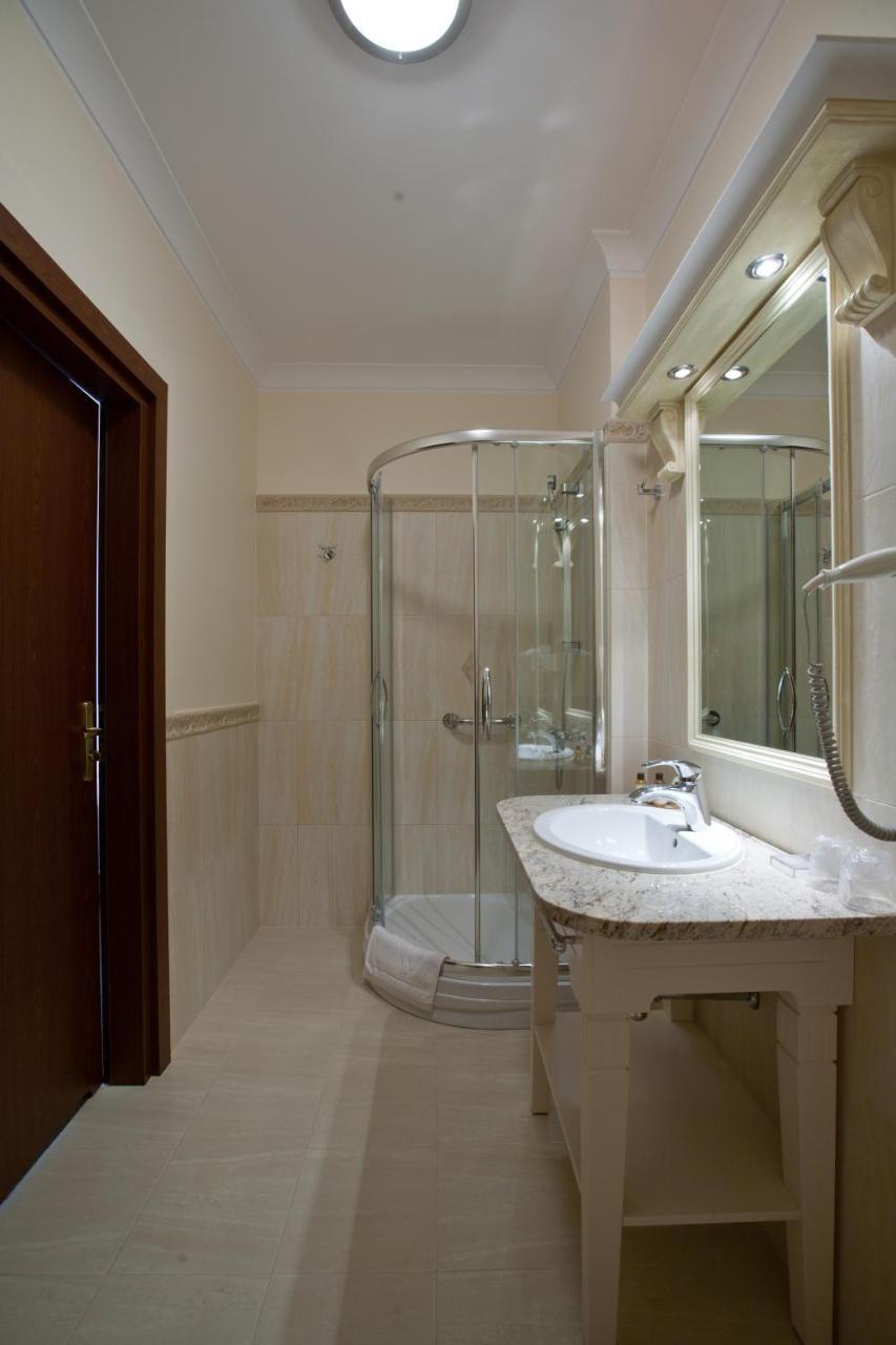 Hotel Masovia Gizycko Bagian luar foto